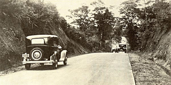 Automobile Traffic in the Canal Zone